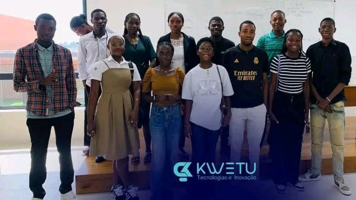 Turma da Academia Kwetu